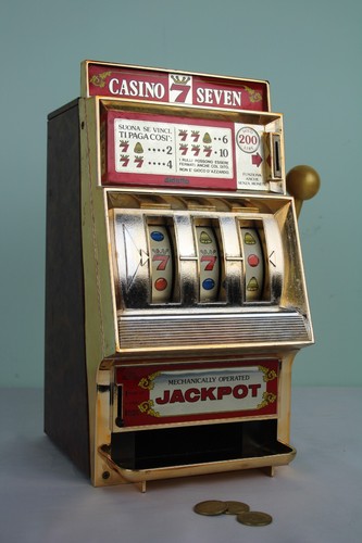 Slot spardose spielzeug - slot,
